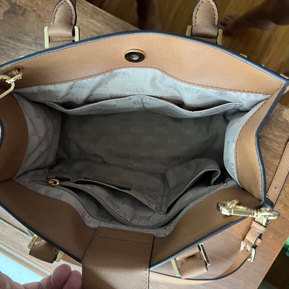 Michael's Kors Handbag - Picture 3 of 5